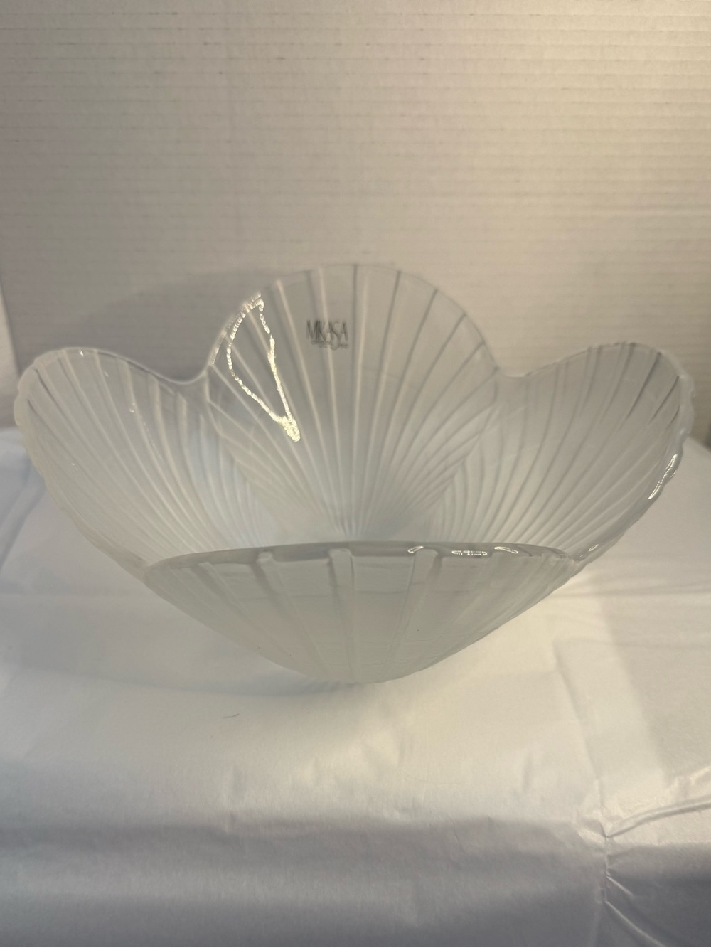 NWT Vintage Mikasa Frosted Crystal Scallop Shell Hostess Bowl Centre Piece Fruit